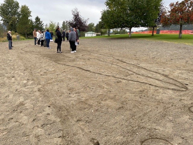 Using drawings and grids to show true size todd routtu