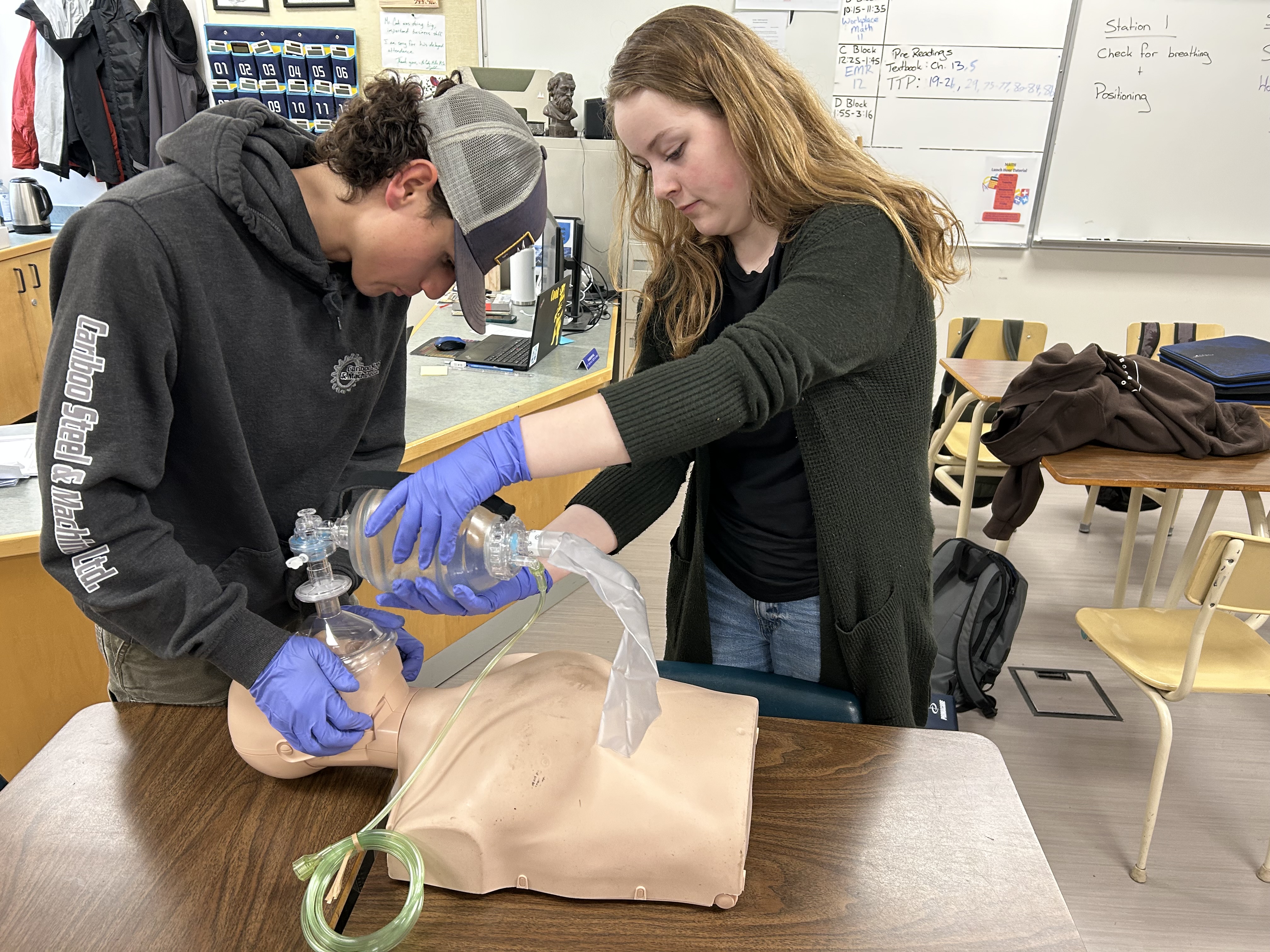 Emergency Medical Responders1 Nara Riplinger