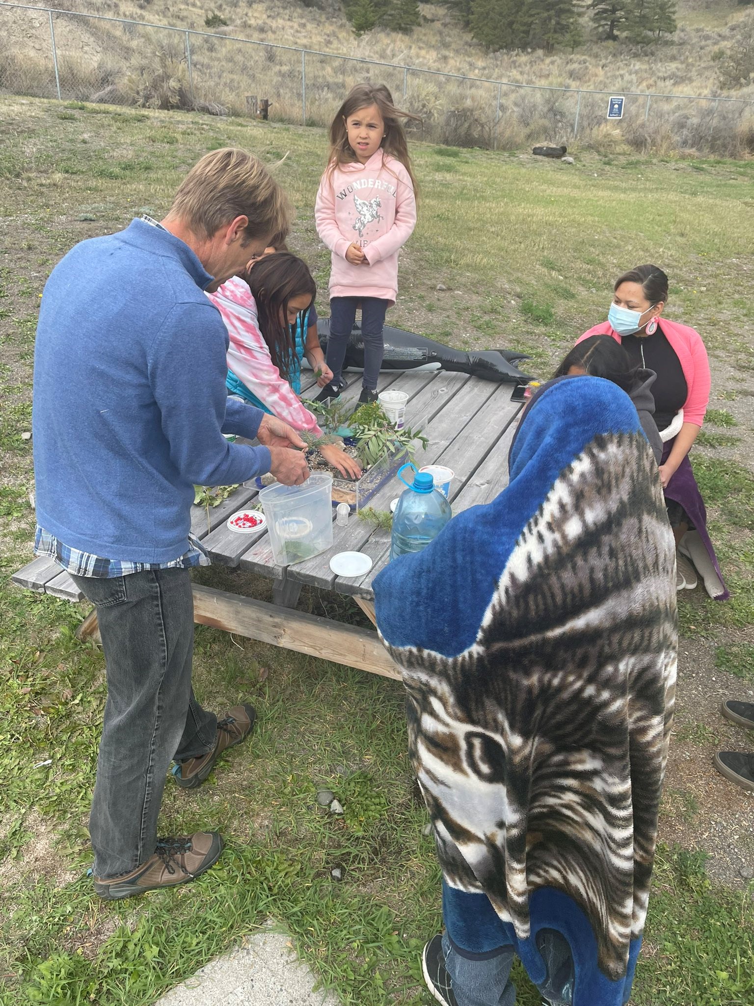 Learning%20about%20salmon%20lifecycle.jfif