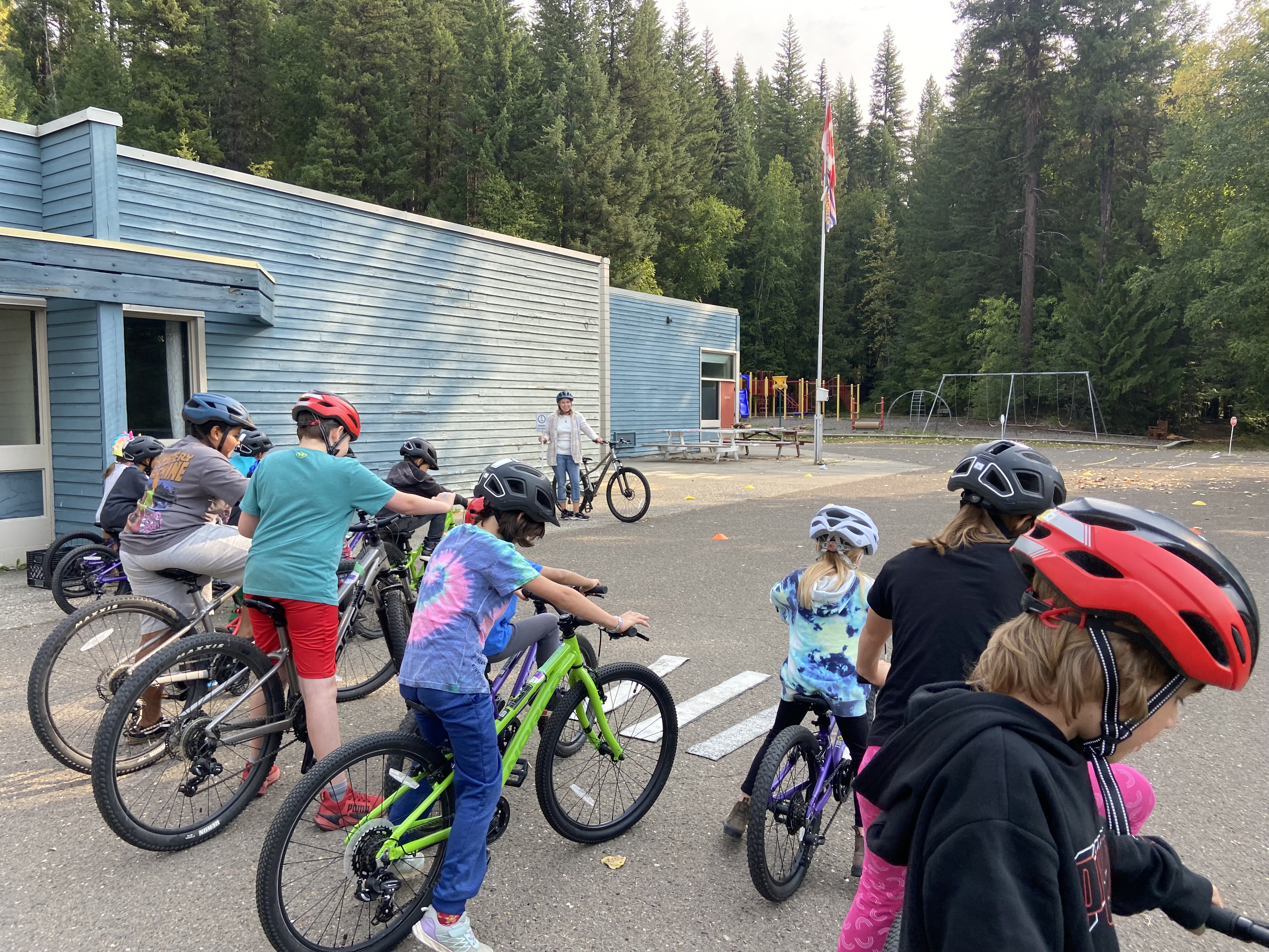 Likely rides 2 Sari Small